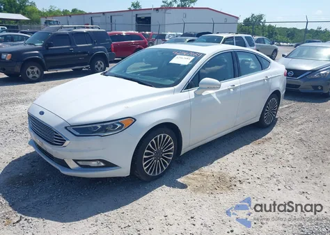 2018 Ford Fusion Titanium z USA, uszkodzony, nr VIN 3FA6P0D98JR134230